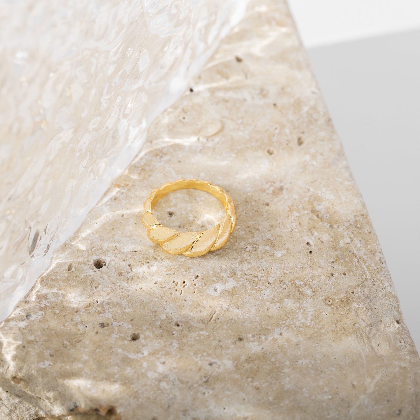 Pierścionek Croissant