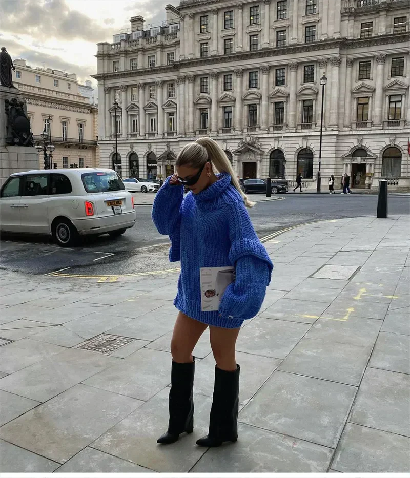 Sweter Nala z Golfem i Luźnym Krojem