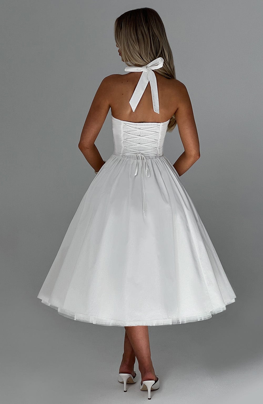 Sukienka midi Monet gorsetem