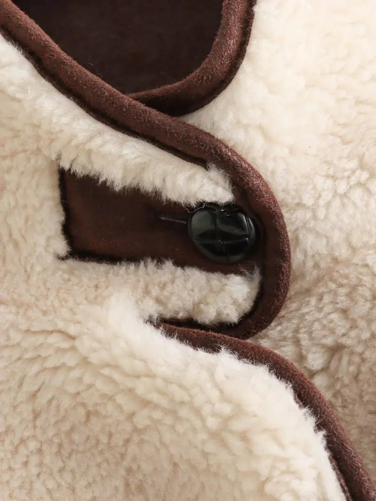 Kurtka Elena z sztucznym futrem i stójką