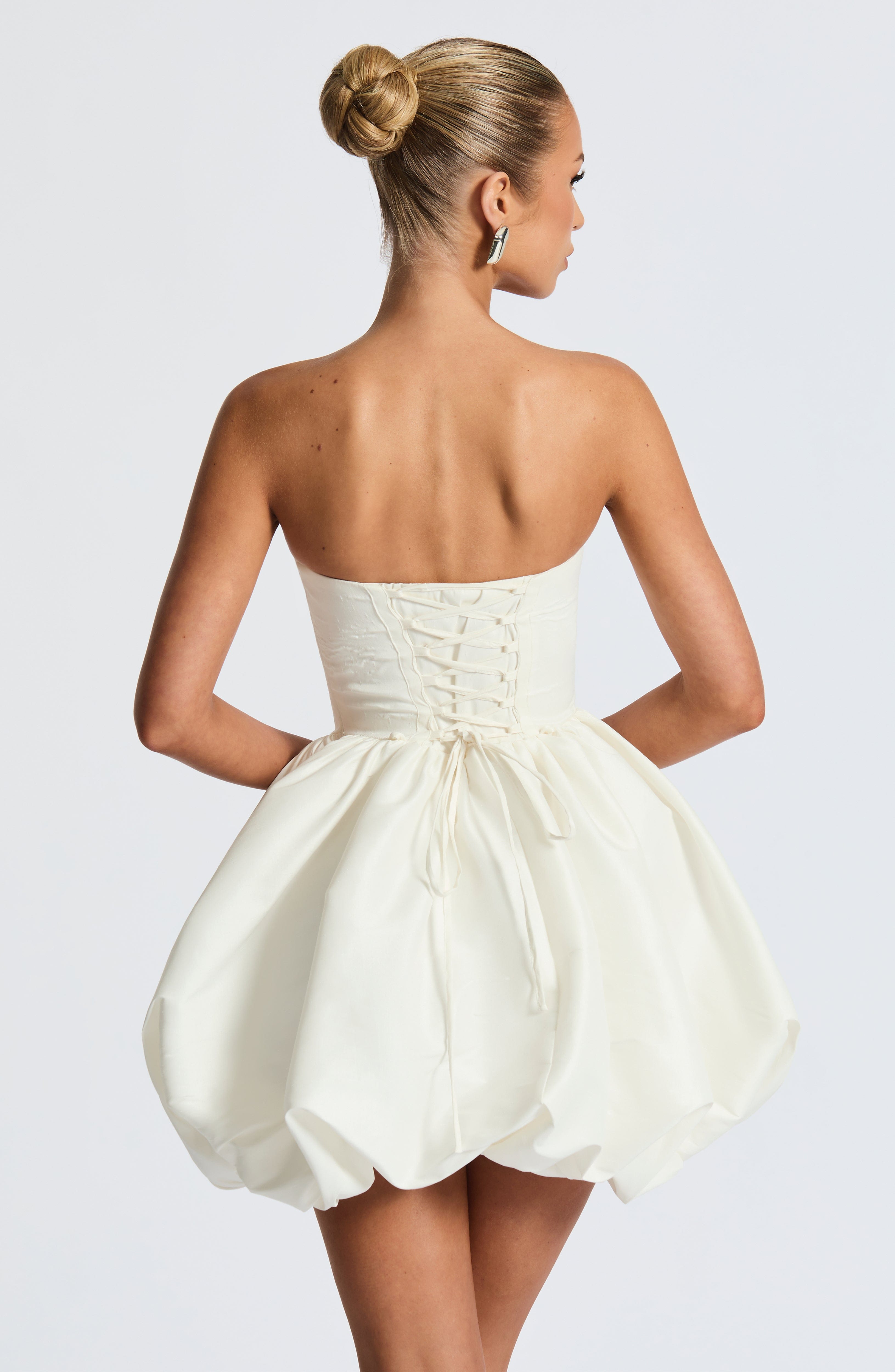 Seraphina Romantyczna mini sukienka